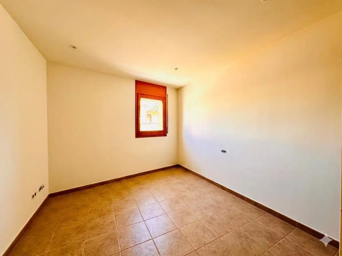 Schlafzimmer von Wohnung zum Verkauf in Palamós mit Klimaanlage, Heizung und Terrasse