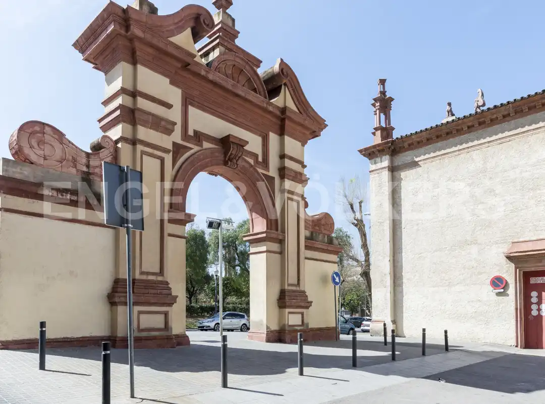 Vista exterior de Garaje en venta en Esplugues de Llobregat