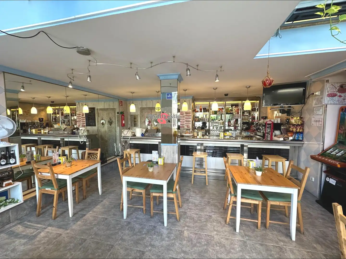 Locale commerciale in vendita a Carrer LOPEZ I PUIGCERVER 21, imagen 4