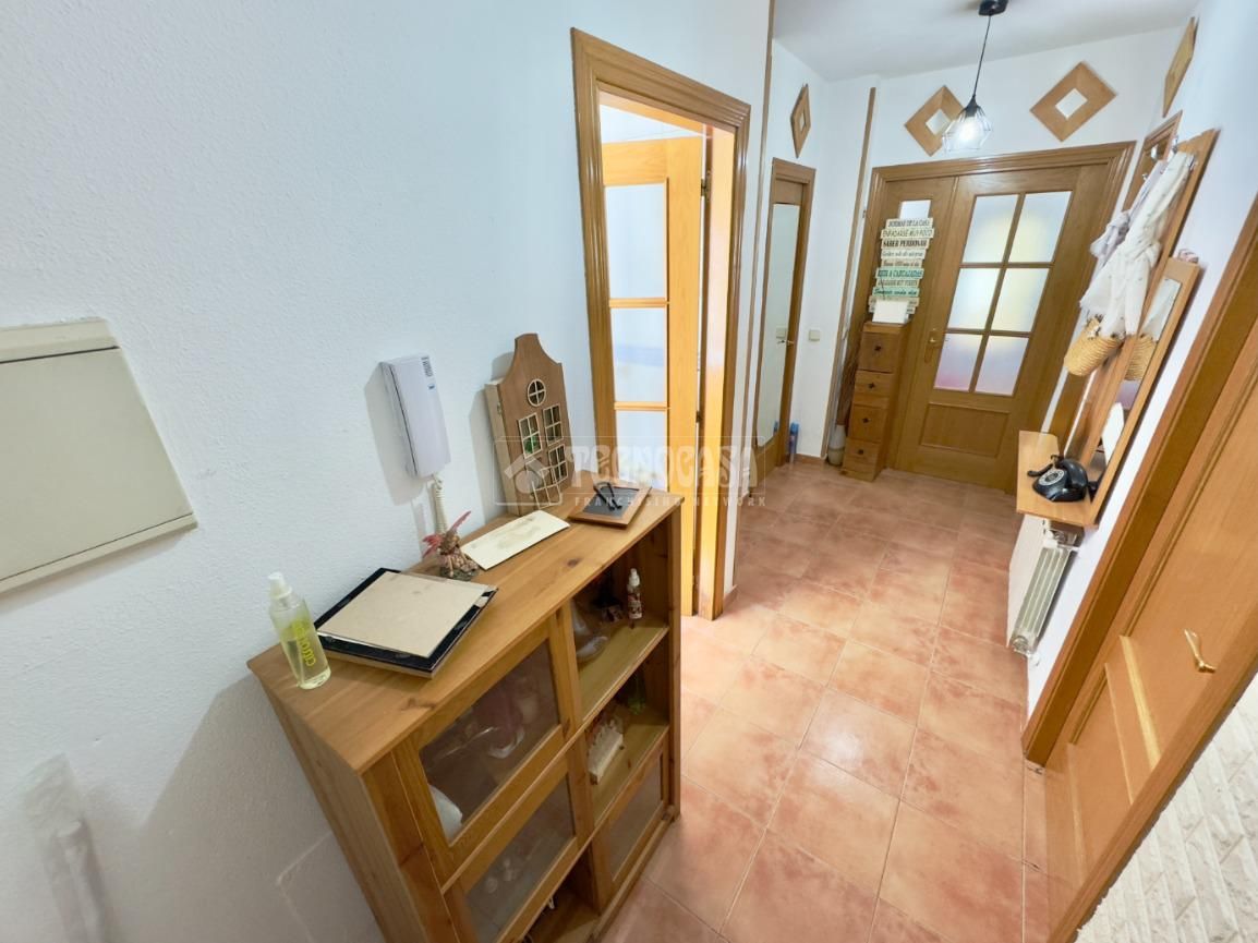Single-family semi-detached for sale in Valdeaveruelo  with Heating, Parquet flooring and Terrace