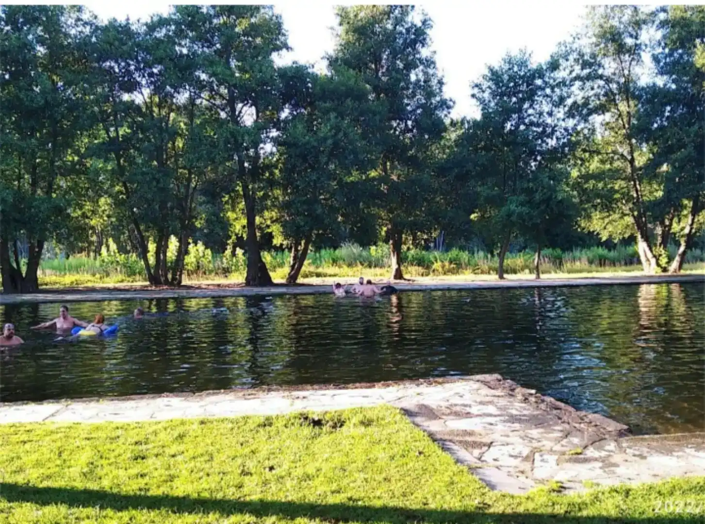 Piscina de Casa adosada en venda en Santa Croya de Tera amb Moblat, Forn i Rentadora