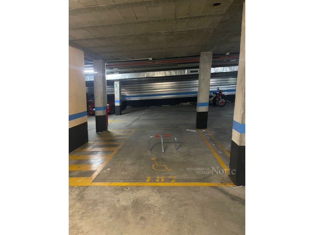 Garaje de alquiler en Calle Felix Maria De Samaniego, Algete Centro