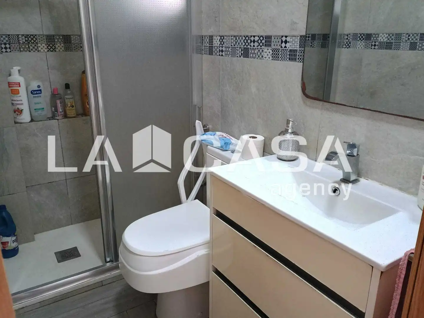 Bany de Casa o xalet en venda en Algeciras amb Moblat