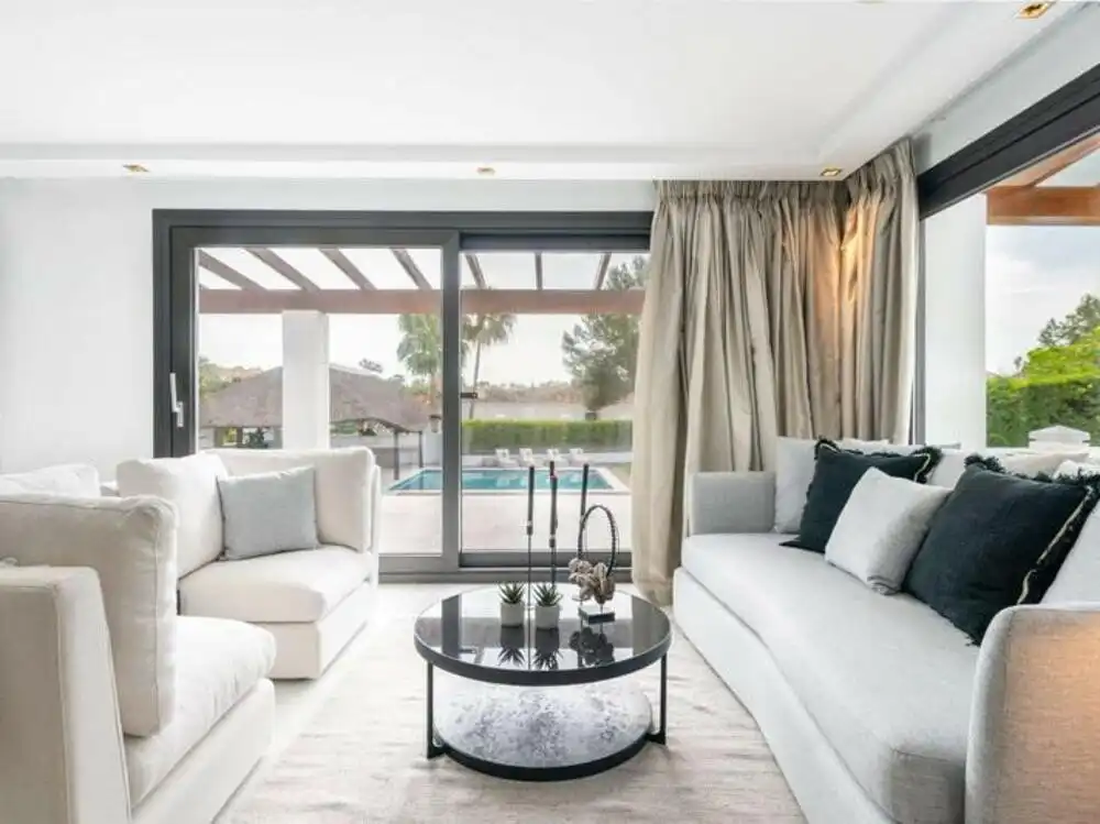 Living room of Houses for rent in Marbella  with Air Conditioner, Private garden and Terrace