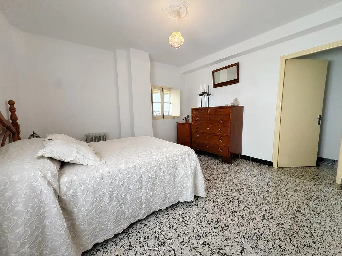 Habitación de Finca rústica en venta en Yunquera con Terraza y Amueblado