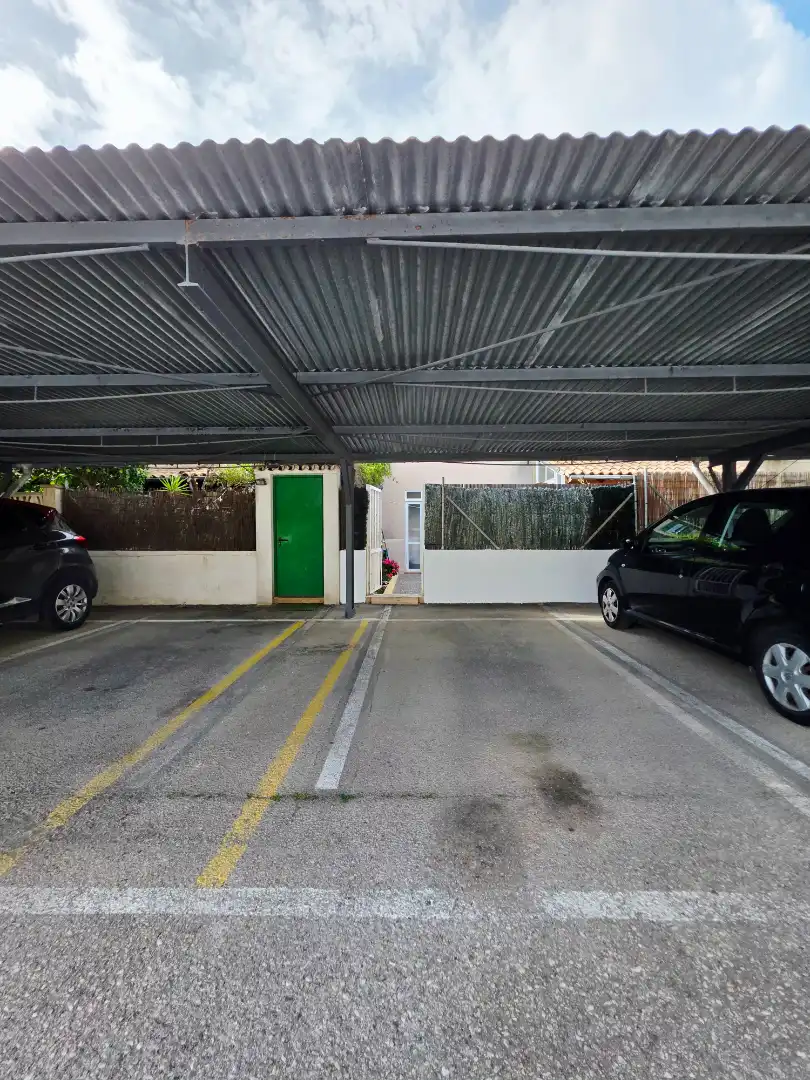 Parking de Casa adosada en venta en Marratxí con Aire acondicionado, Calefacción y Jardín privado