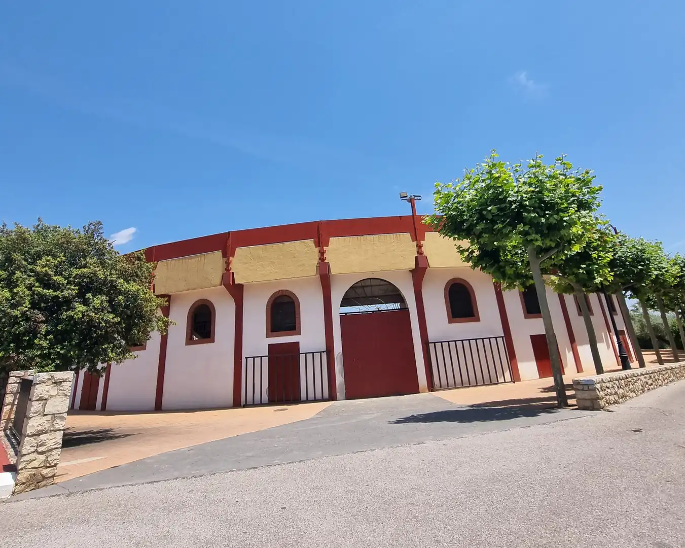 Vista exterior de Edificio en venta en Vall d'Alba con Piscina comunitaria
