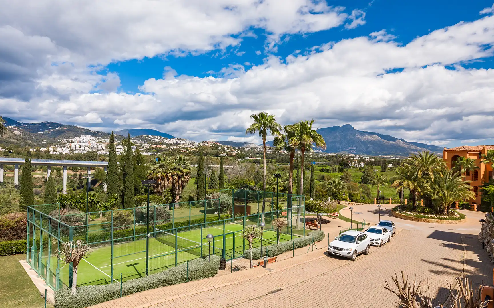 Garten von Erdgeschoss zum Verkauf in Benahavís mit Klimaanlage, Privatgarten und Terrasse