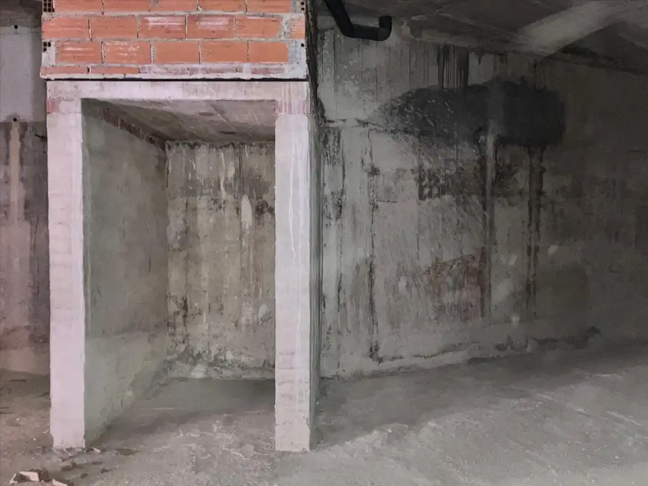 Local en venta en Serra