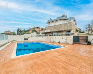 Swimming pool of House or chalet for sale in Móstoles  with Air Conditioner, Heating and Private garden