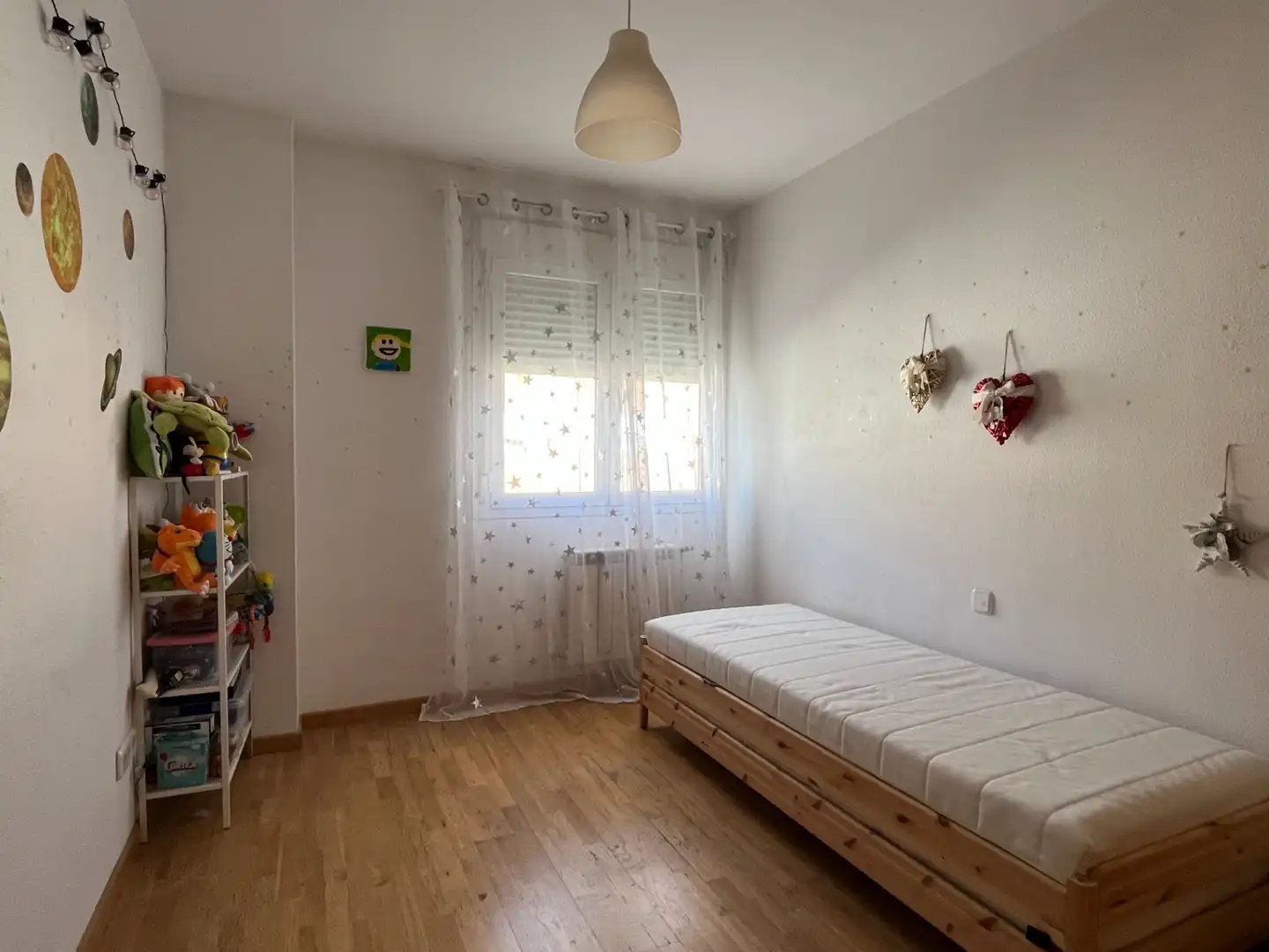 Bedroom of Flat for sale in Torrejón de Ardoz  with Air Conditioner, Heating and Private garden