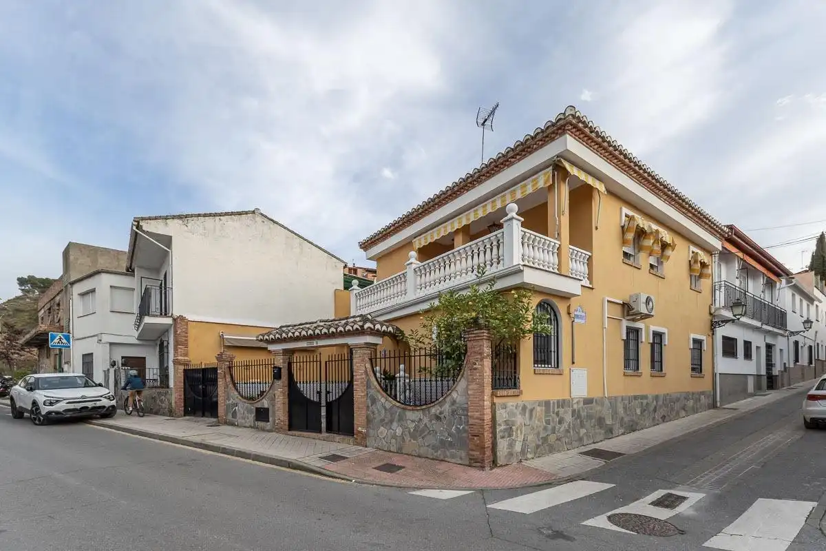 Maison à vendre à Genil