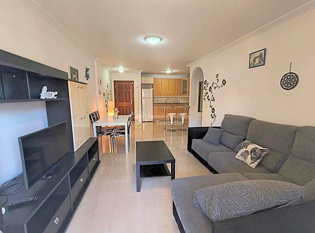 Apartamento en Alquiler en General Tf28 en La Camella