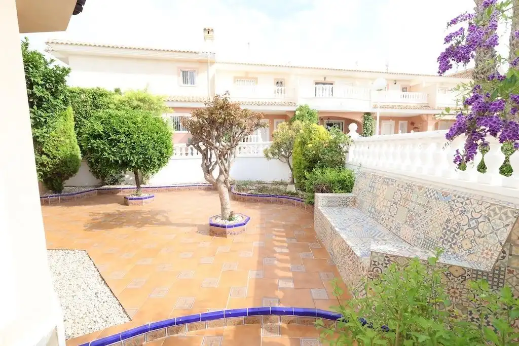 Jardí de Casa adosada en venda en Rojales amb Aire condicionat, Jardí privat i Terrassa