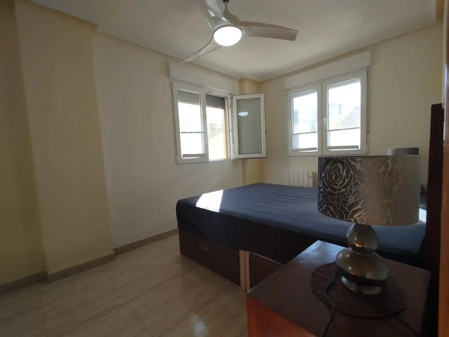 Habitación de Casa adosada en venta en Guardamar del Segura con Aire acondicionado, Calefacción y Amueblado