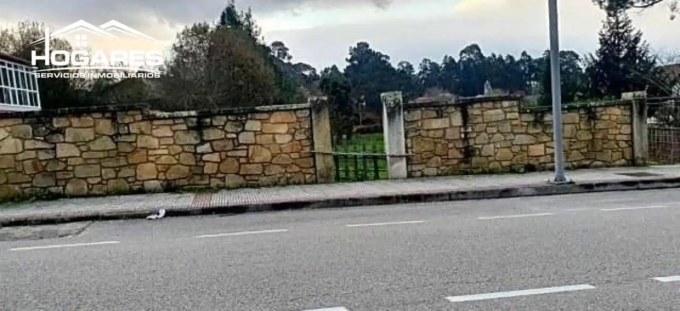 Wohnbaugrundstück zum Verkauf in Rúa Telleira
