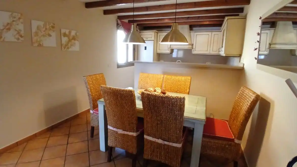 Esszimmer von Wohnungen zur Miete in Casares mit Klimaanlage, Heizung und Terrasse