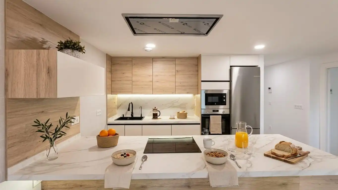 Flat with terrace to rent in Avenida de la Marina Española