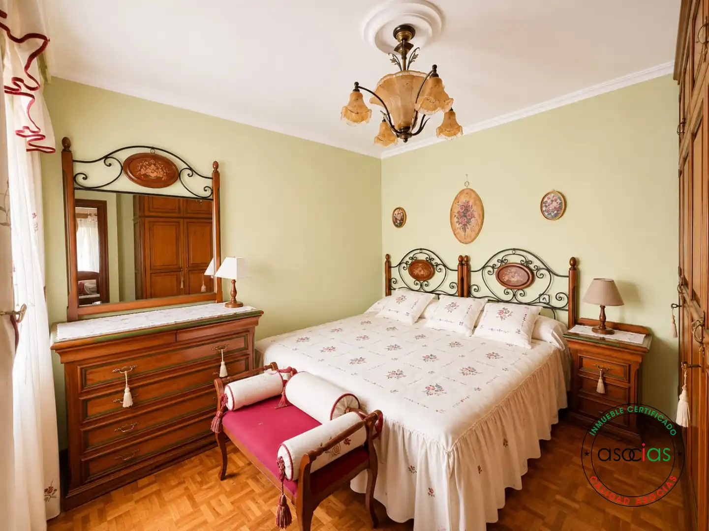 Piso en venta en CL MARIA ZAMBRANO, 8, La Calzada