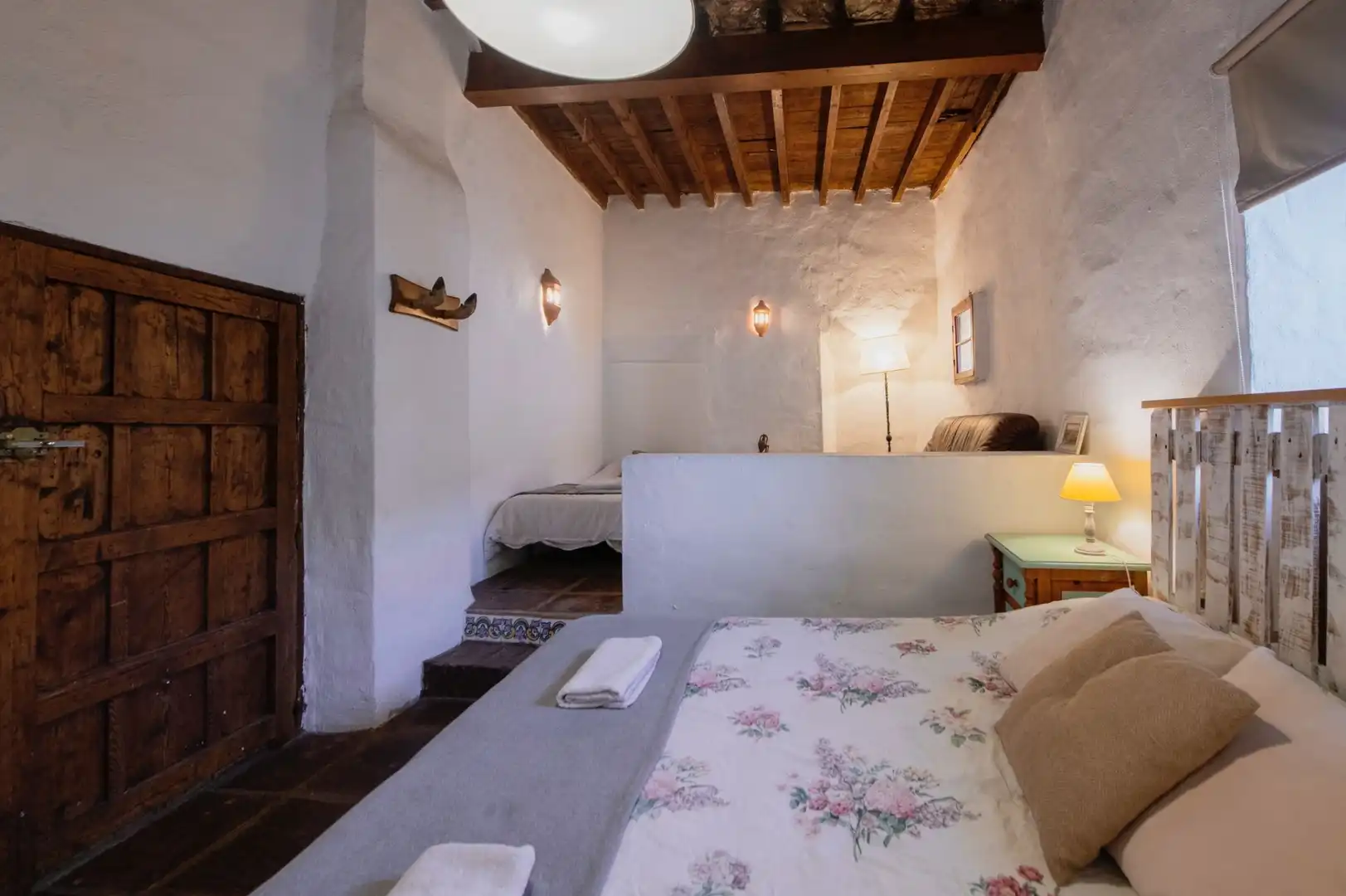 Habitación de Finca rústica en venta en Málaga con Jardín privado, Horno y TV