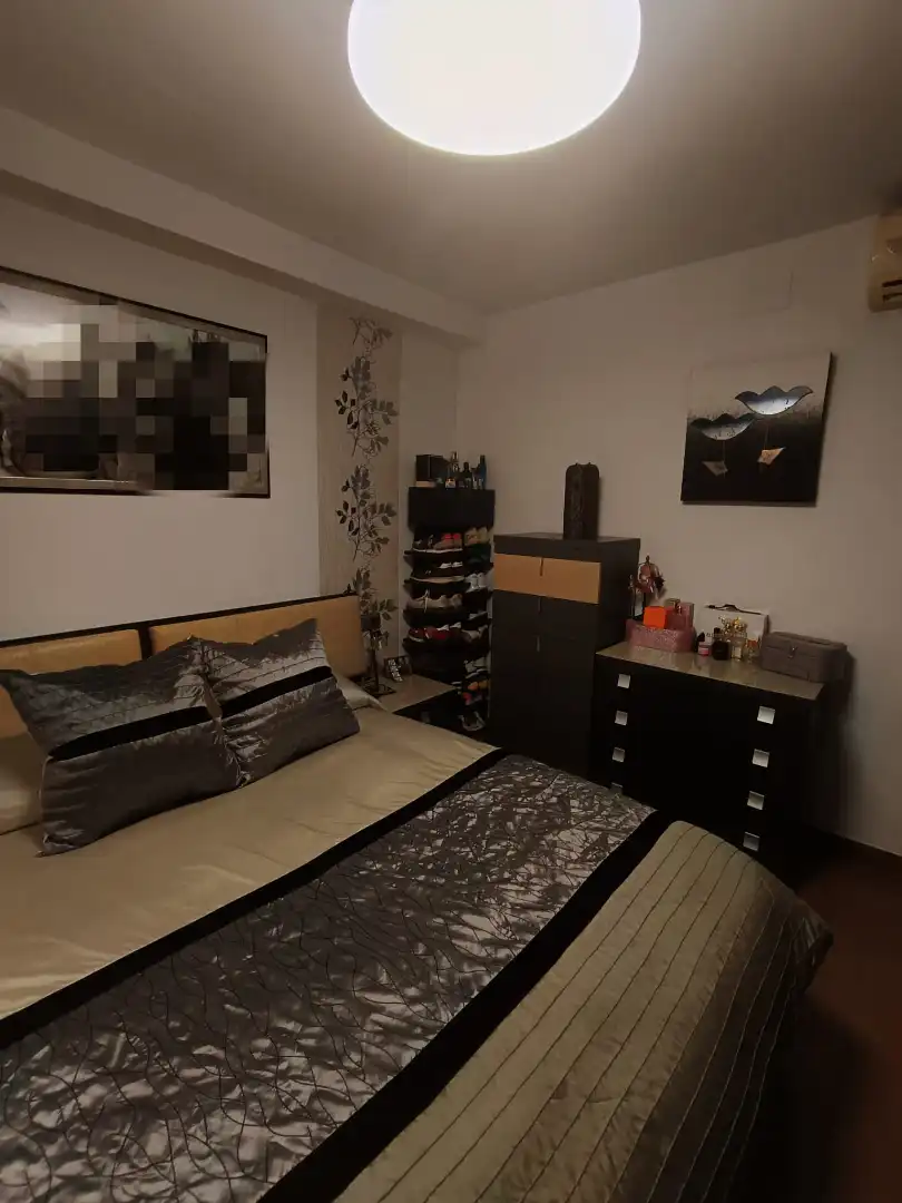 Bedroom of Flat for sale in Córdoba  with Air Conditioner and Oven