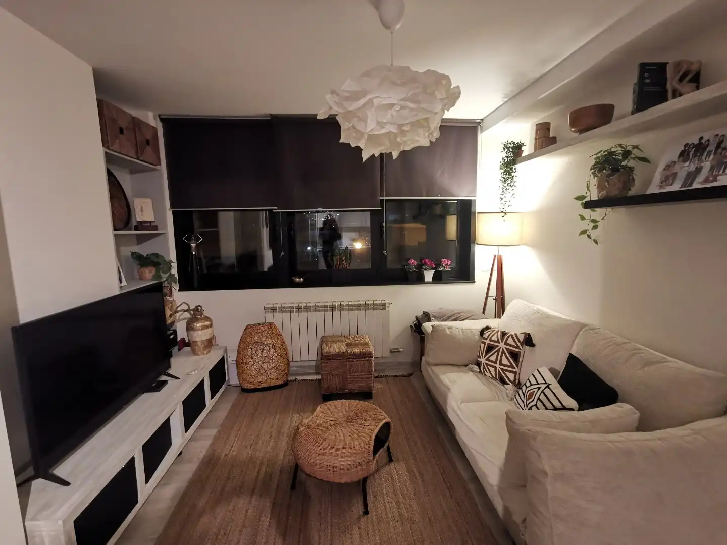 Wohnzimmer von Wohnungen zur Miete in Oleiros mit Möbliert, Ofen und Waschmaschine