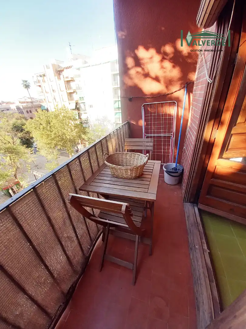 Terrassa de Estudi de lloguer en Granada amb Moblat, Rentadora i Microones
