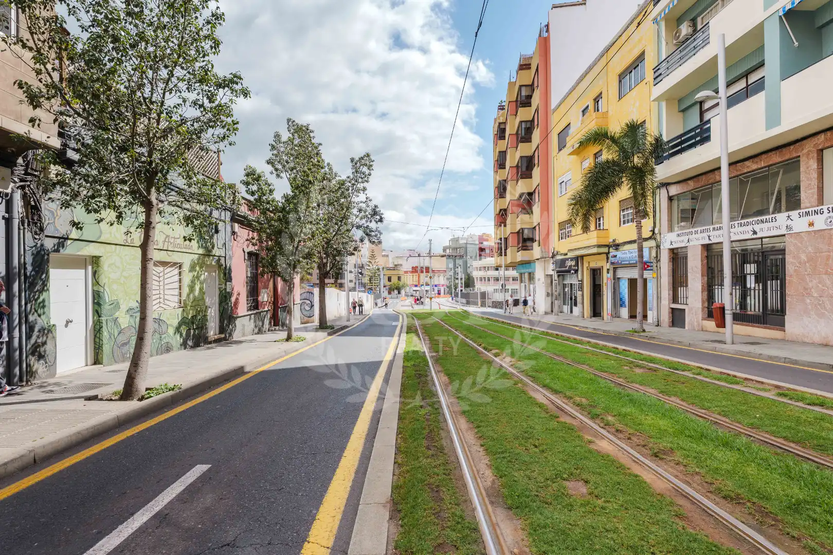 Vista exterior de Local en venta en Santa Cruz de Tenerife con Aire acondicionado, Parquet y Alarma