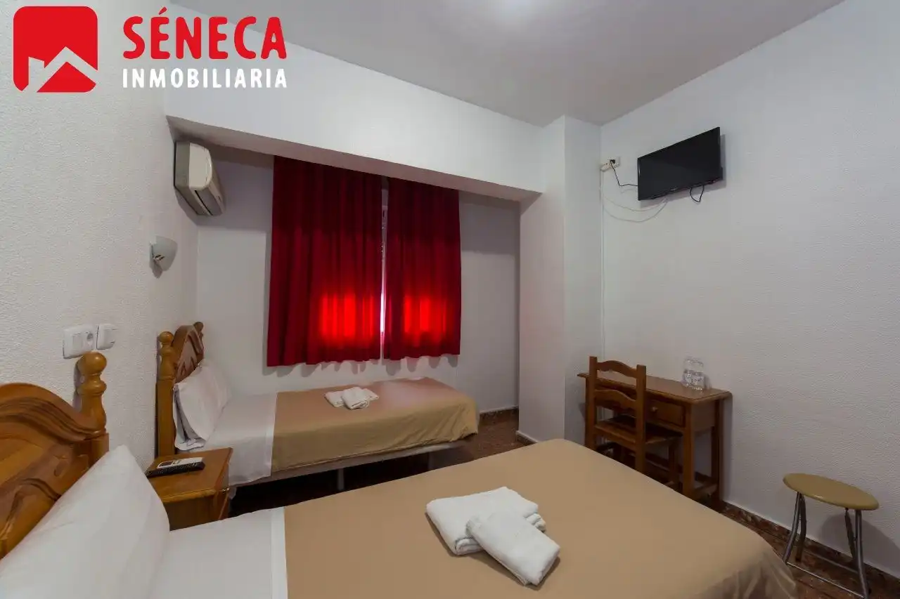 Schlafzimmer von Gebäude zum Verkauf in Córdoba
