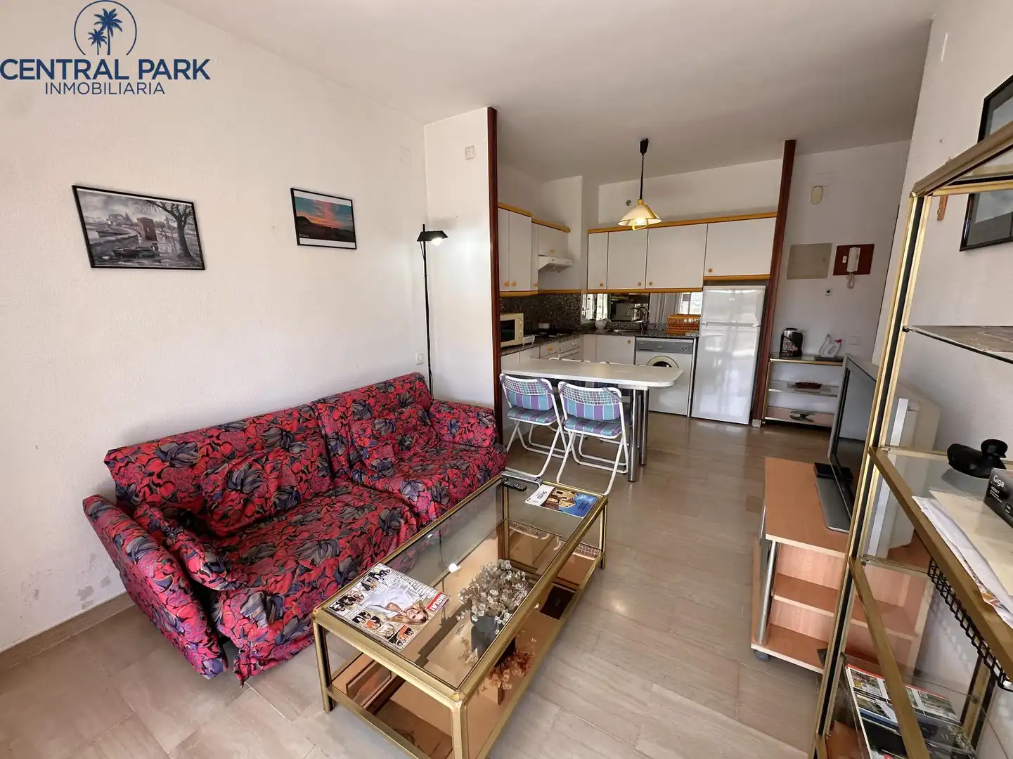 Sala de estar de Apartamento en venta en Salou con Aire acondicionado, Terraza y Amueblado
