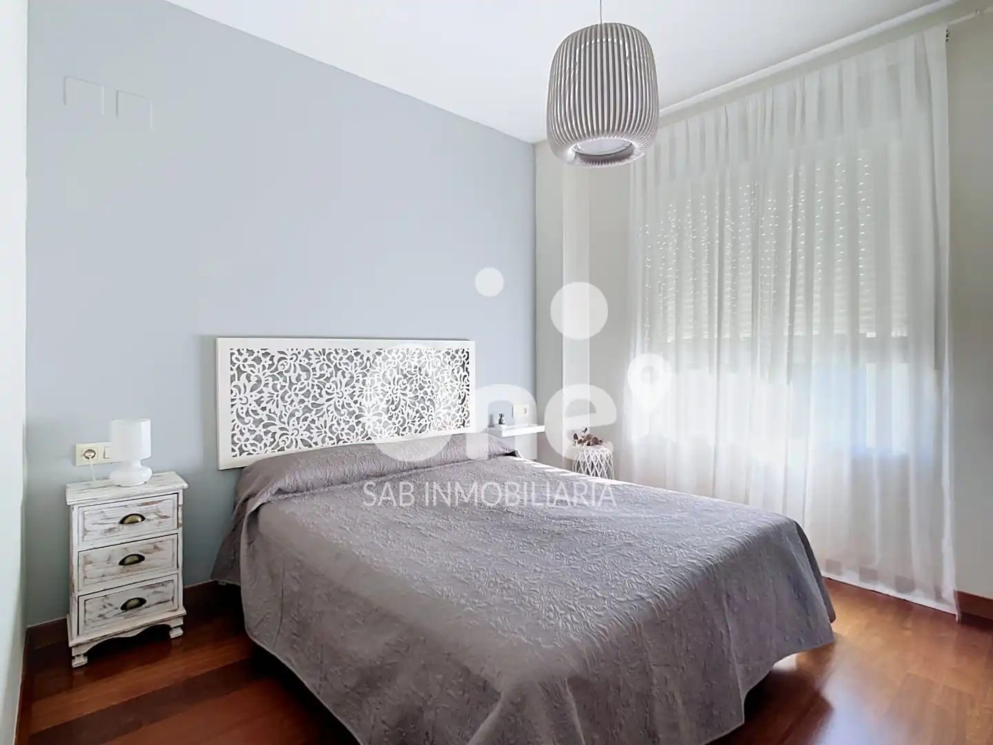 Bedroom of Flat for sale in Paterna  with Air Conditioner, Heating and Parquet flooring