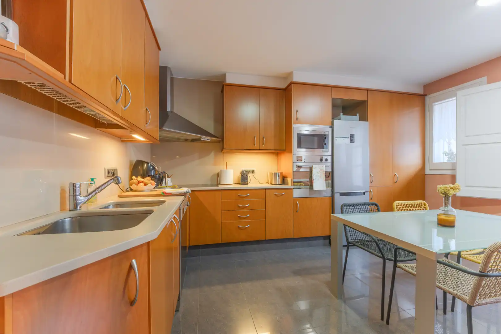 Küche von Wohnung zum Verkauf in Girona mit Heizung und Terrasse