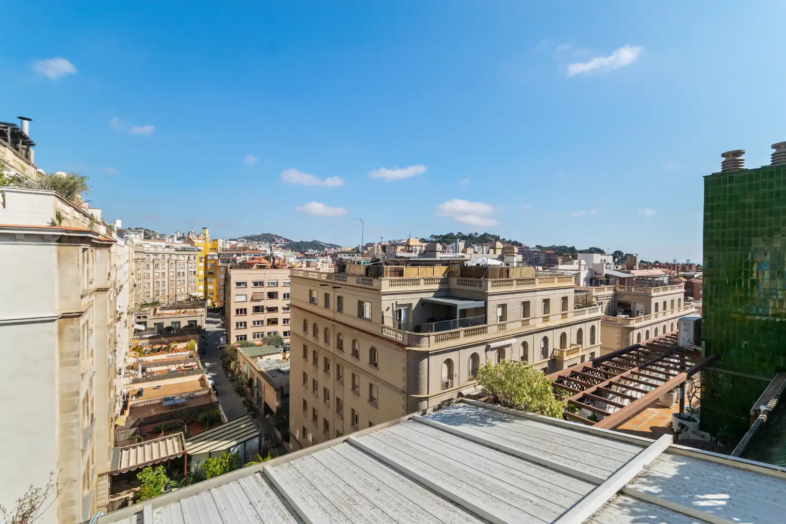 Vista exterior de Ático en venta en Barcelona con Aire acondicionado, Calefacción y Parquet