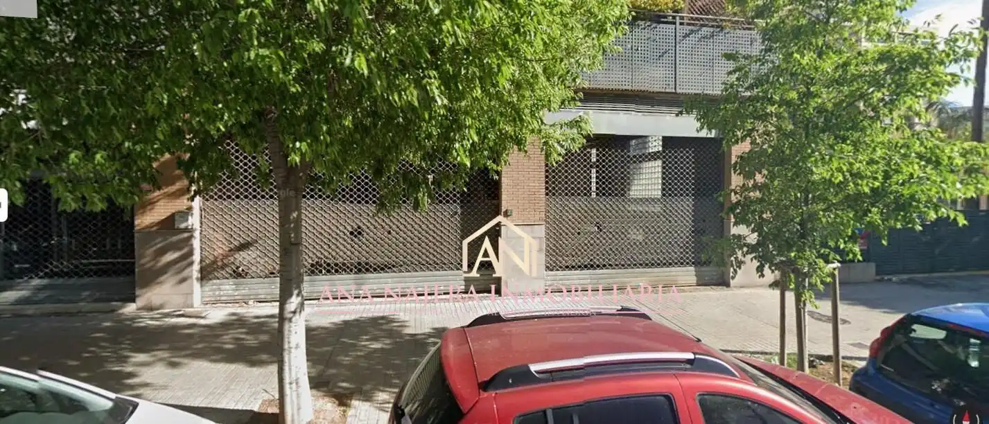 Local comercial en venda a Campanar
