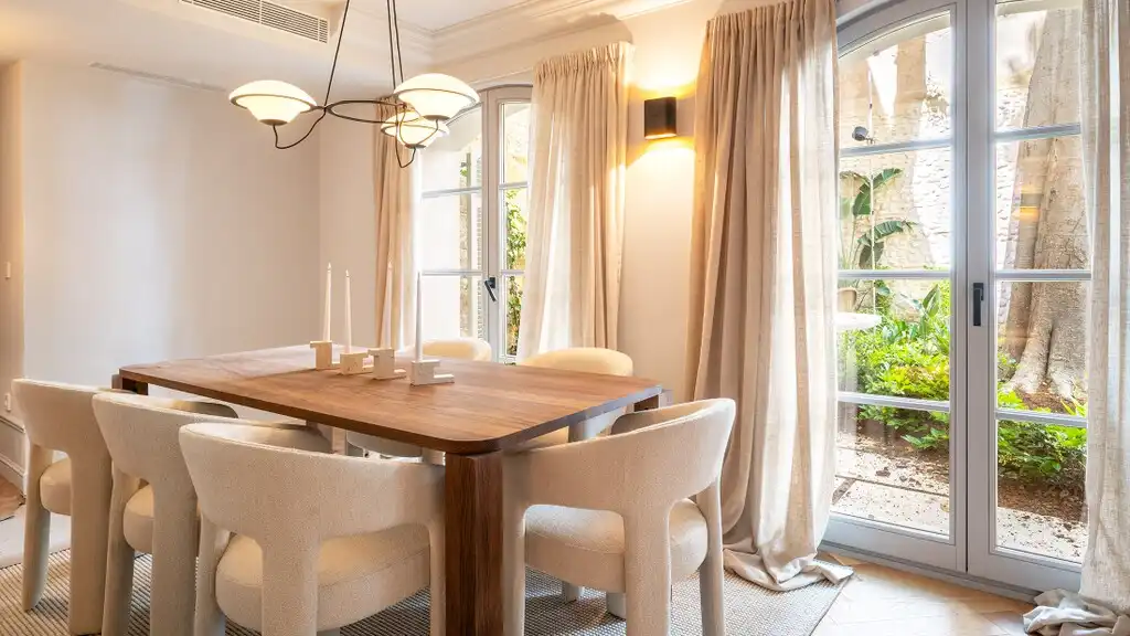Esszimmer von Einfamilien-Reihenhaus zum Verkauf in  Palma de Mallorca mit Klimaanlage, Heizung und Terrasse