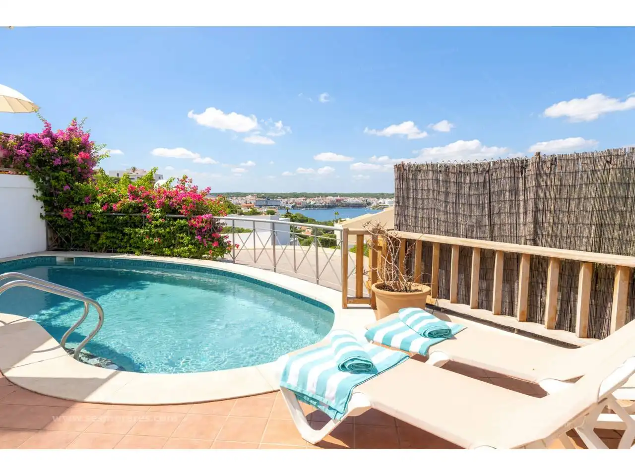 Piscina de Casa o chalet en venta en Maó - Mahón con Aire acondicionado, Calefacción y Terraza