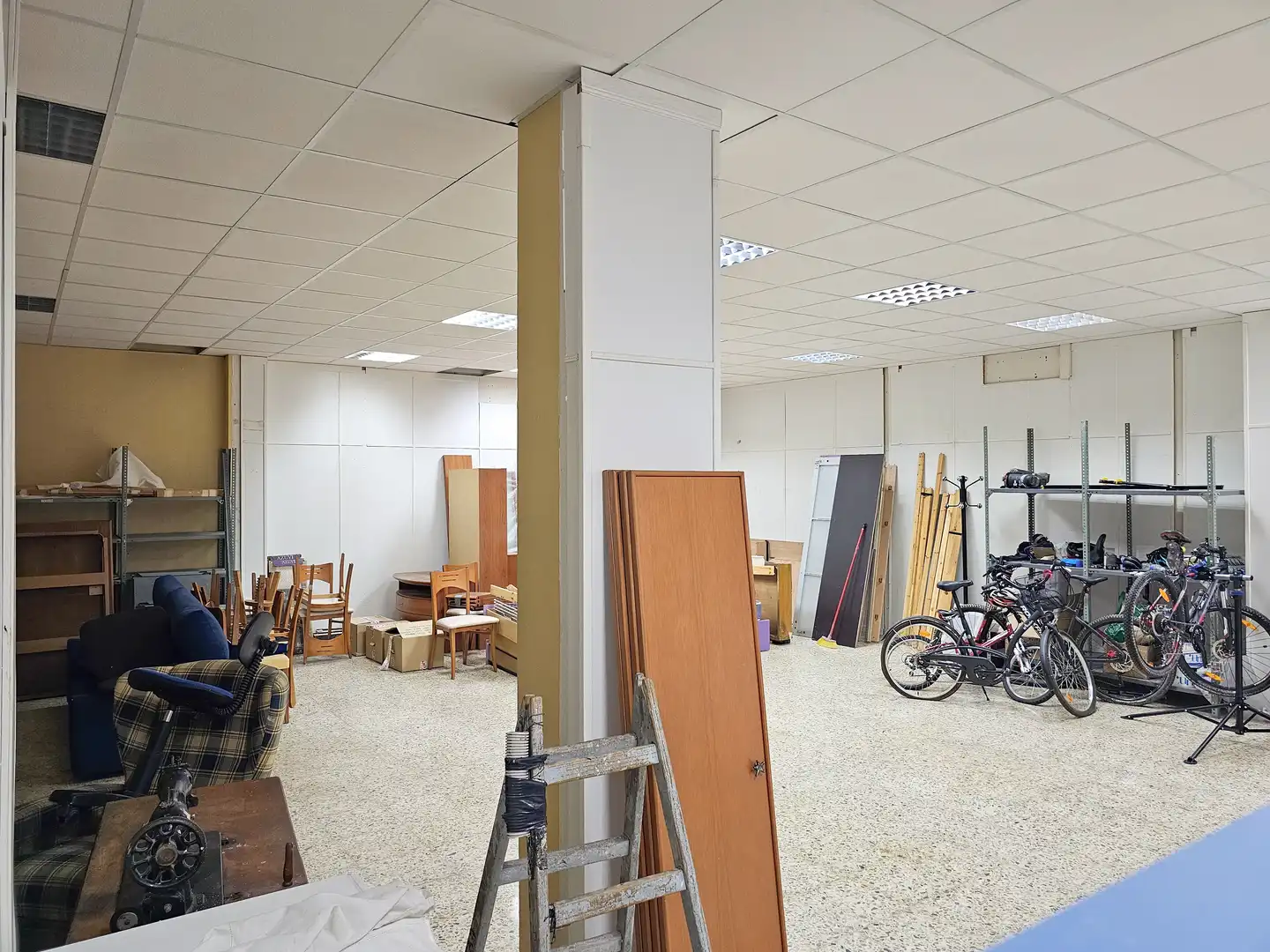 Local comercial de lloguer a Calle de José Martínez Ruiz Azorín 21, imagen 7