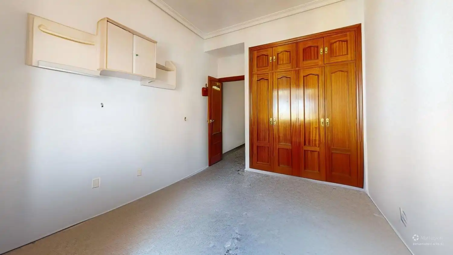 Flat for sale in Sevilla  with Air Conditioner, Terrace and Storage room