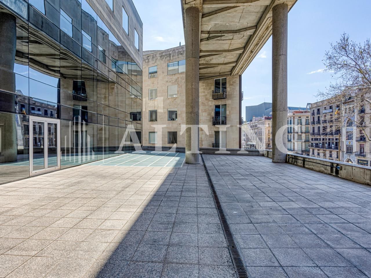 Terrassa de Oficina de lloguer en  Barcelona Capital amb Aire condicionat, Calefacció i Terrassa