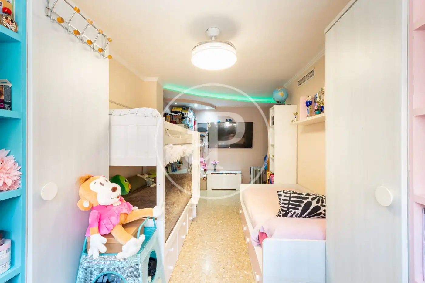 Bedroom of Flat for sale in Valencia  with Air Conditioner, Heating and Private garden