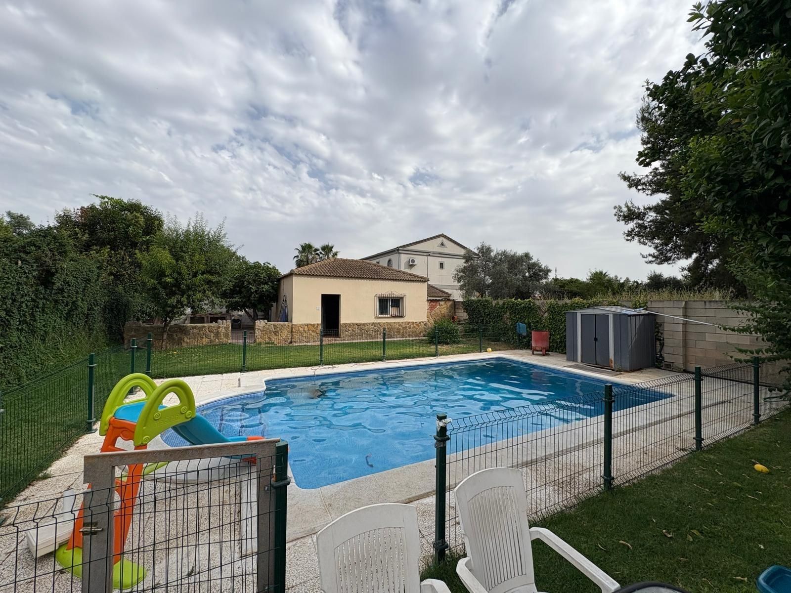 Swimming pool of House or chalet for sale in  Córdoba Capital  with Heating, Private garden and Terrace