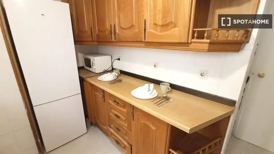 Room in Tres Olivos - Valverde