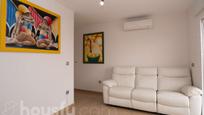 Sala d'estar de Pis en venda en Alicante / Alacant amb Aire condicionat, Terrassa i Balcó
