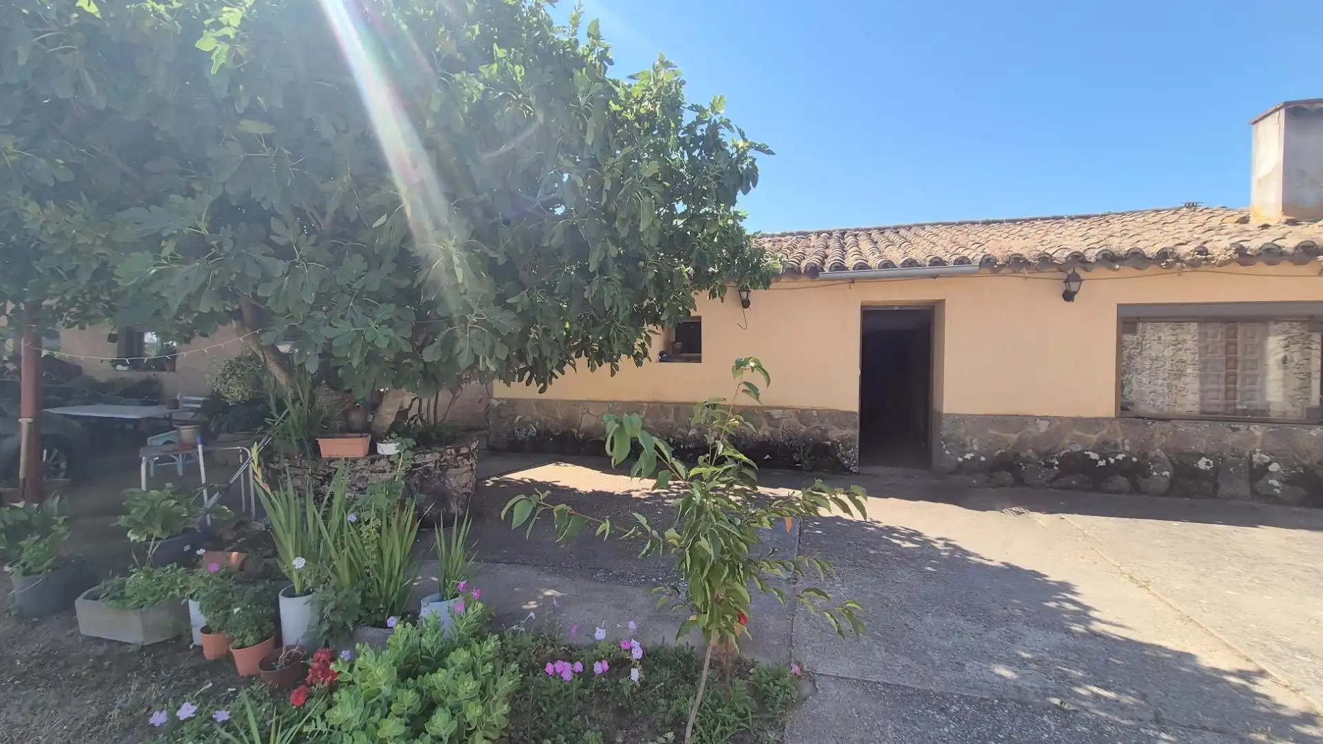 Vista exterior de Casa o xalet en venda en Villaseco de los Gamitos