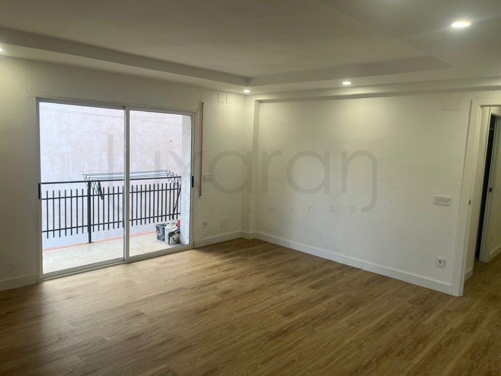 Sala d'estar de Pis de lloguer en  Tarragona Capital amb Terrassa