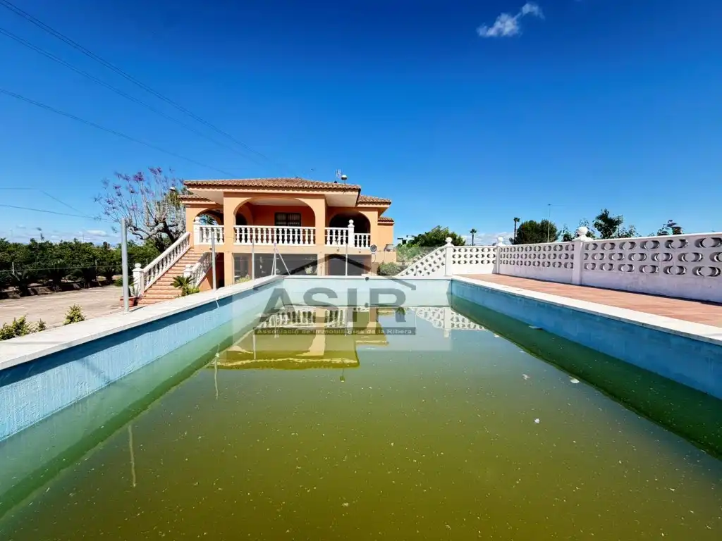 Schwimmbecken von Haus oder Chalet zum Verkauf in Alzira mit Terrasse und Schwimmbad