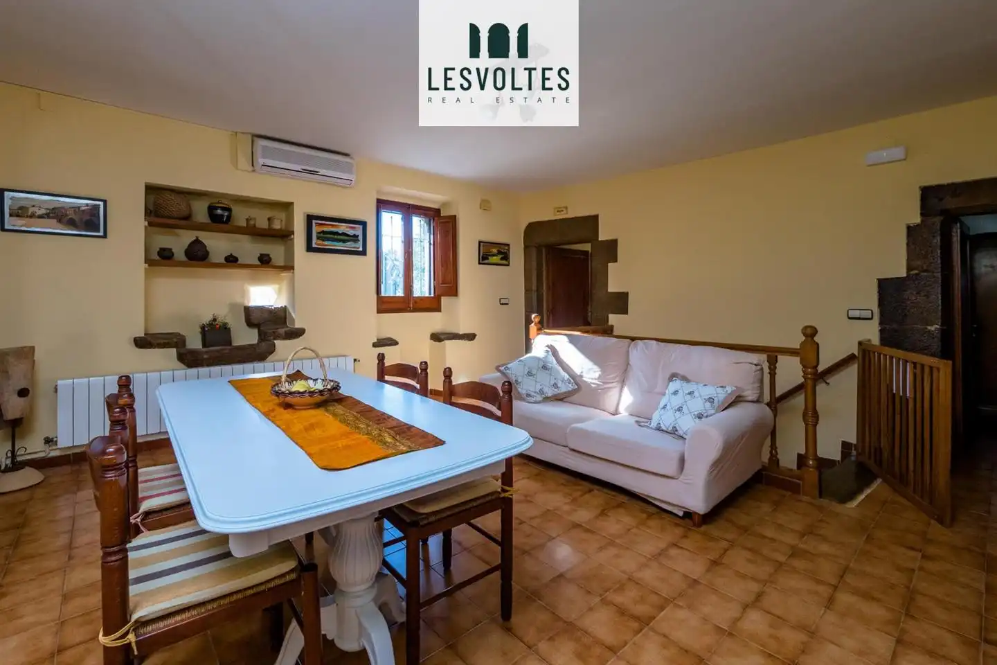 Sala de estar de Casa o chalet en venta en La Pera con Aire acondicionado, Jardín privado y Trastero