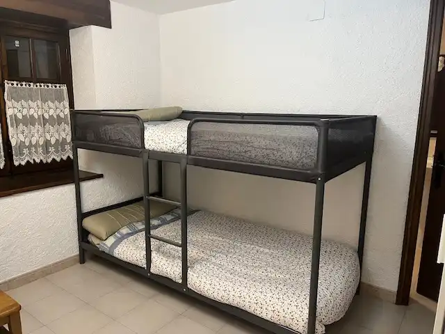 Dormitori de Dúplex en venda en Alt Àneu amb Moblat