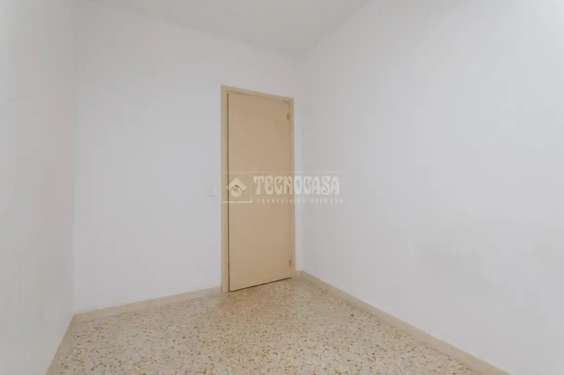 Bedroom of Flat for sale in Madrid  with Heating, Parquet flooring and Terrace