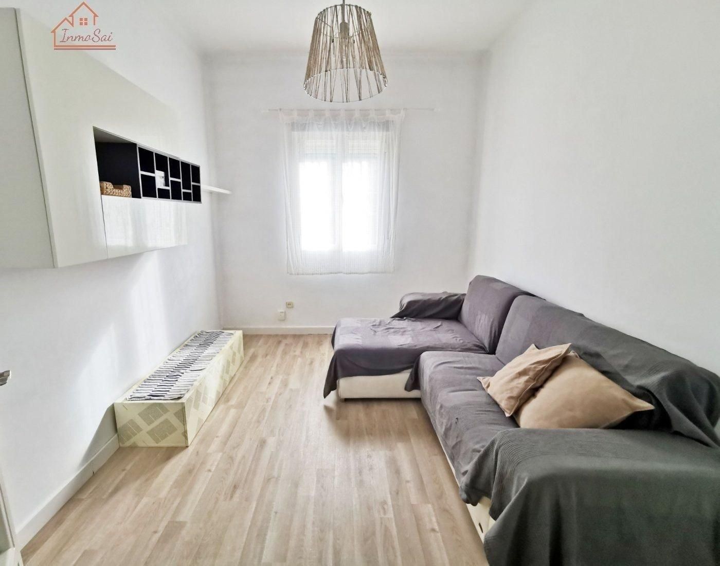 Sala de estar de Piso de alquiler en  Madrid Capital